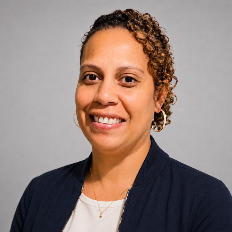 Joana Smith, COO